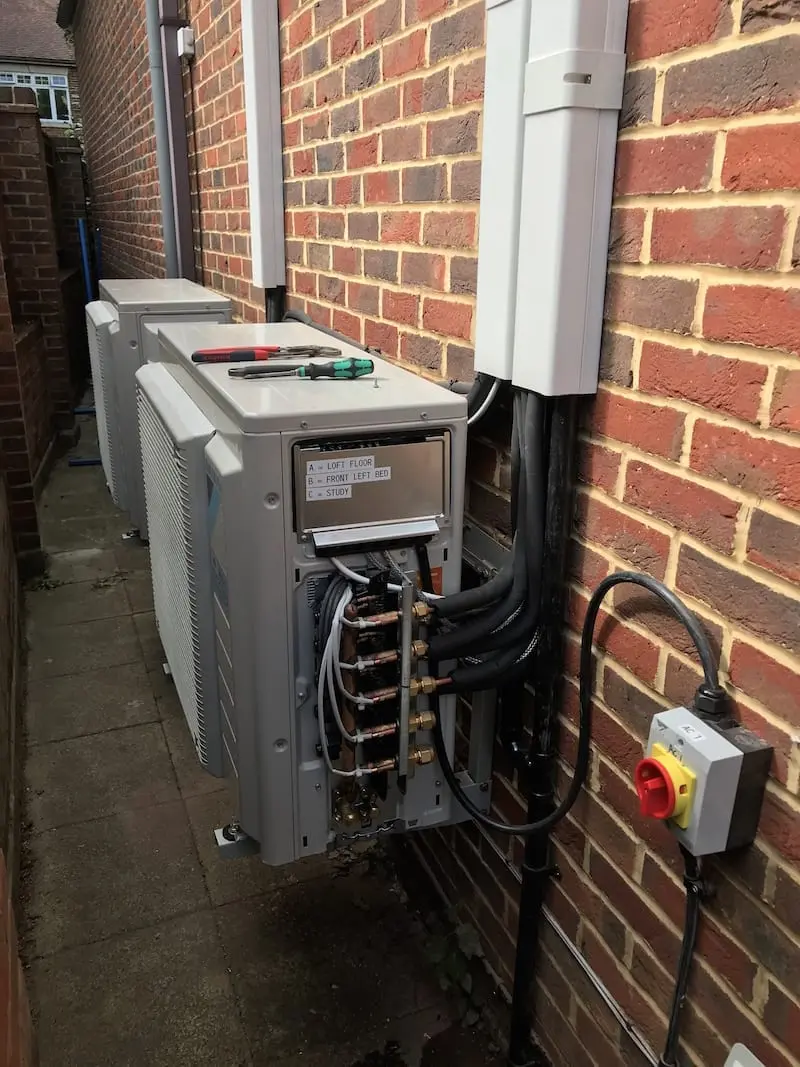External air conditioning condensors